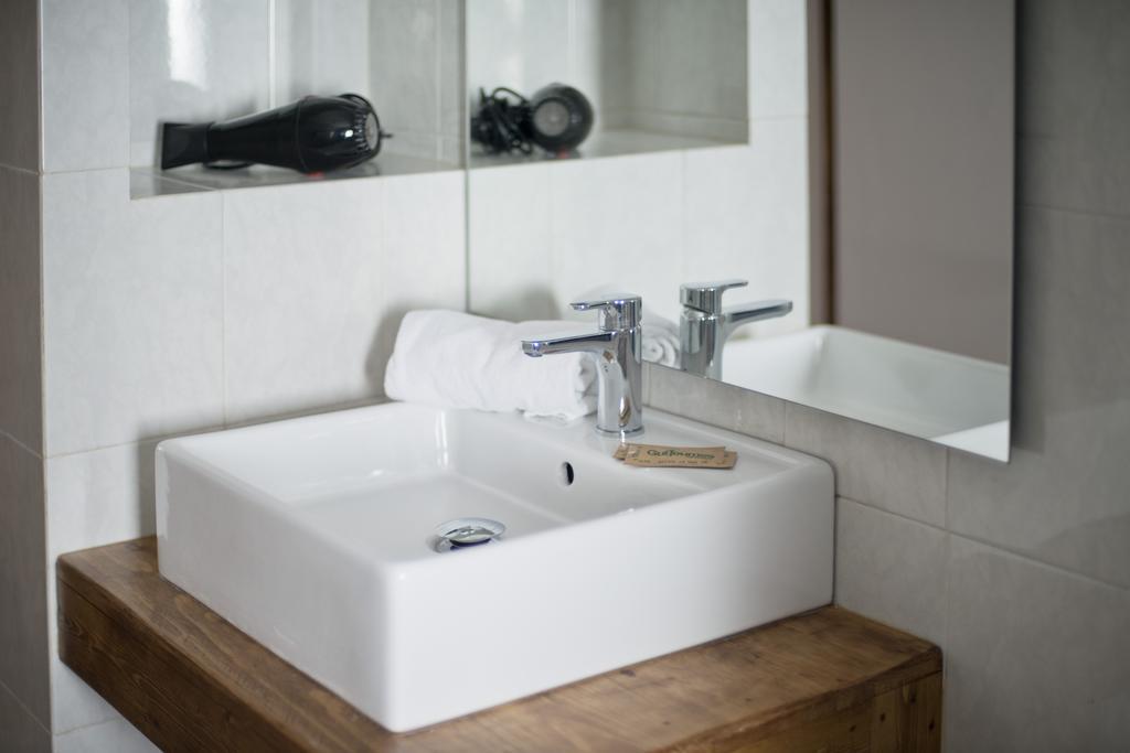 Monistrol de Montserrat Apartments Mo מראה חיצוני תמונה