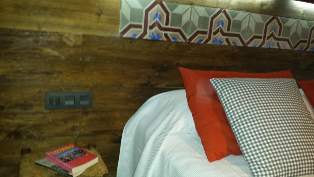 Monistrol de Montserrat Apartments Mo מראה חיצוני תמונה