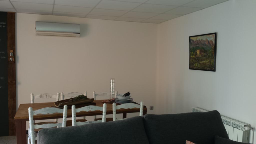 Monistrol de Montserrat Apartments Mo מראה חיצוני תמונה